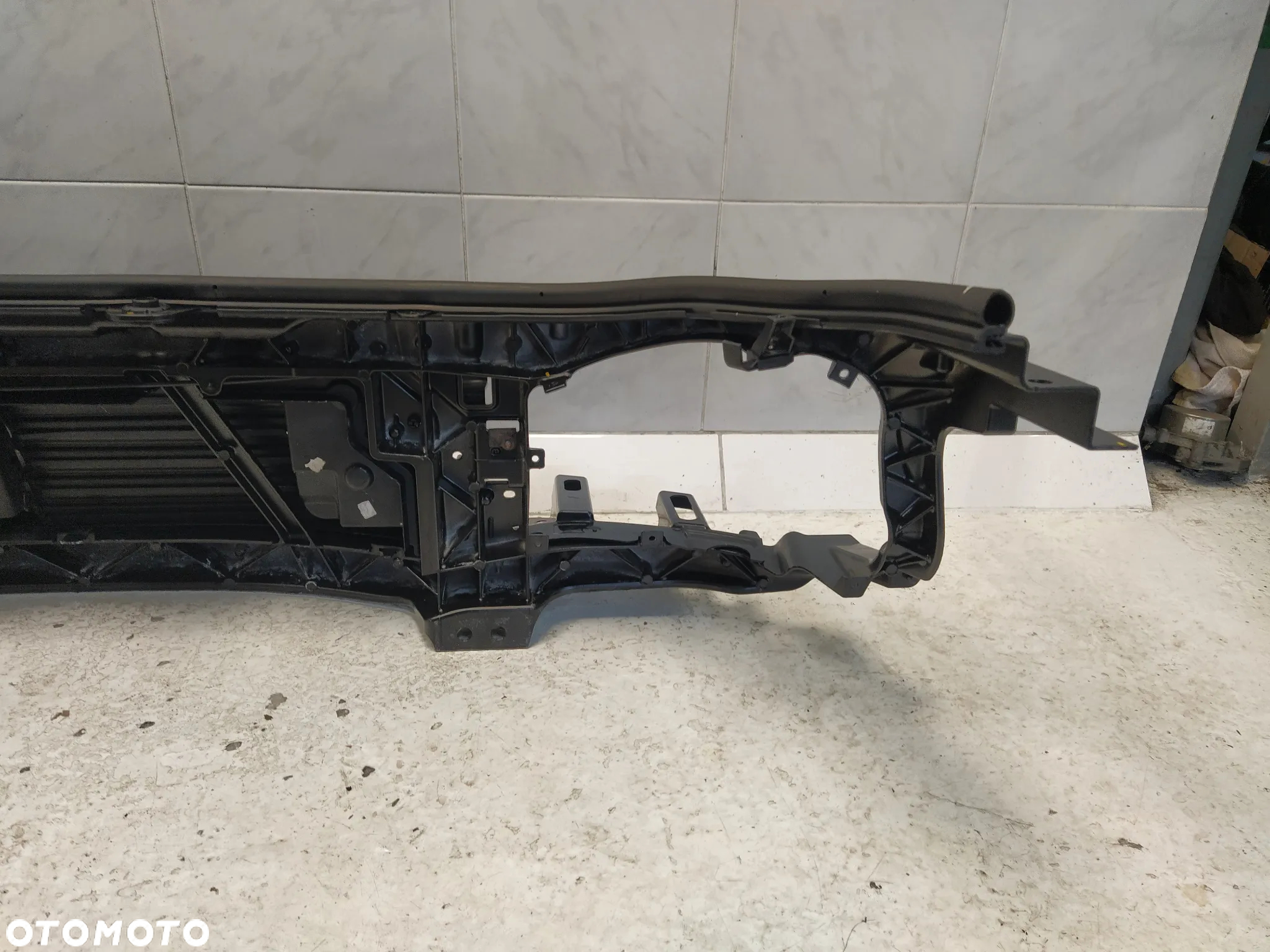 RANGE ROVER SPORT L494 PAS PRZEDNI WZMOCNIENIE ZAMKI LINKA MASKI CZUJNIKI ZDERZENIOWE TRĄBKA KLAKSON ROLETA ŻALUZJA KIEROWNICA POWIETRZA MOCOWANIE KOMPLET ORYGINAŁ - 12