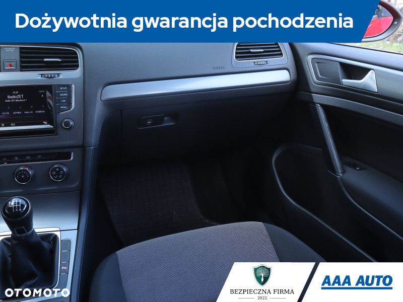 Volkswagen Golf Variant - 10