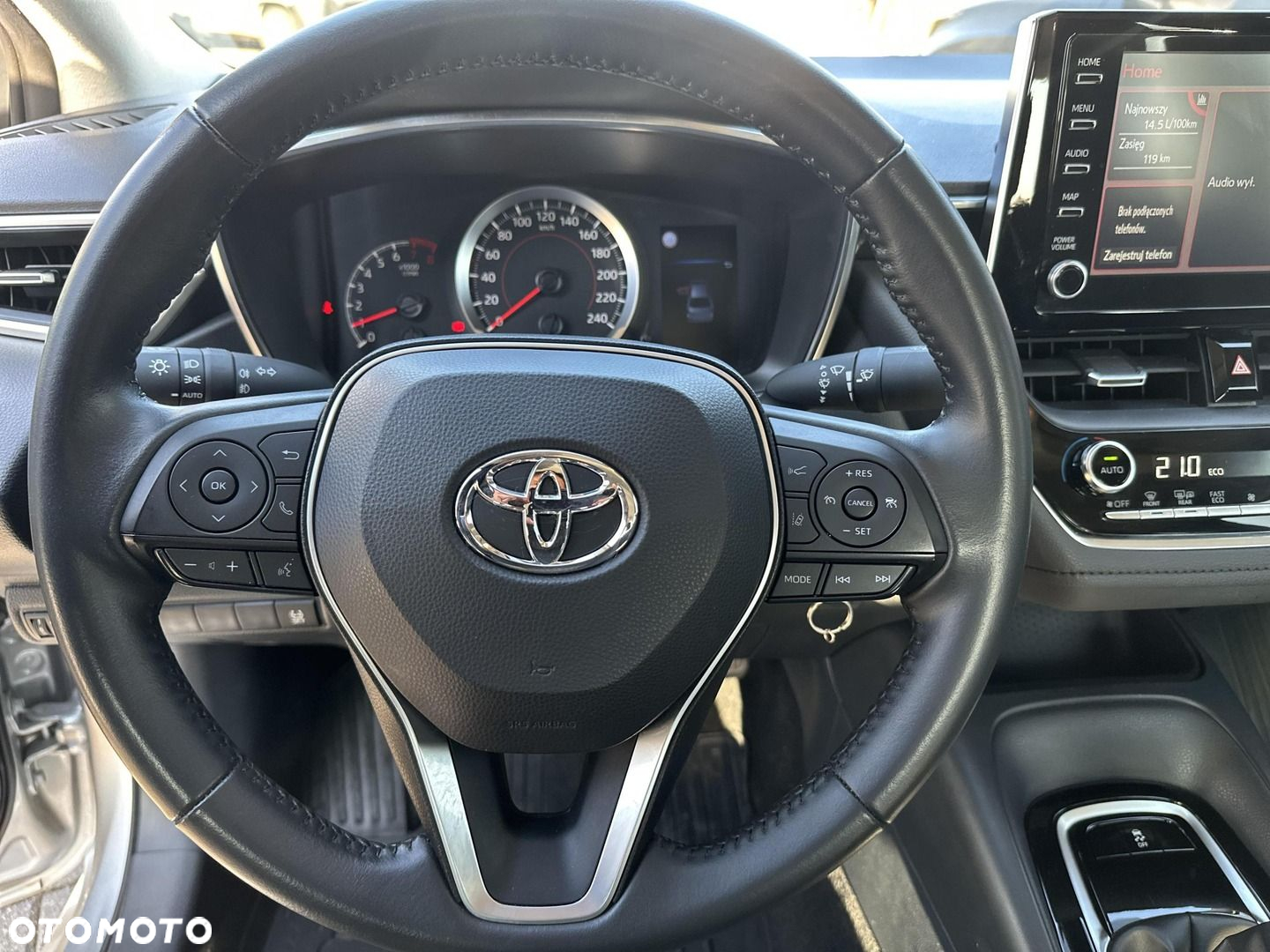 Toyota Corolla - 16