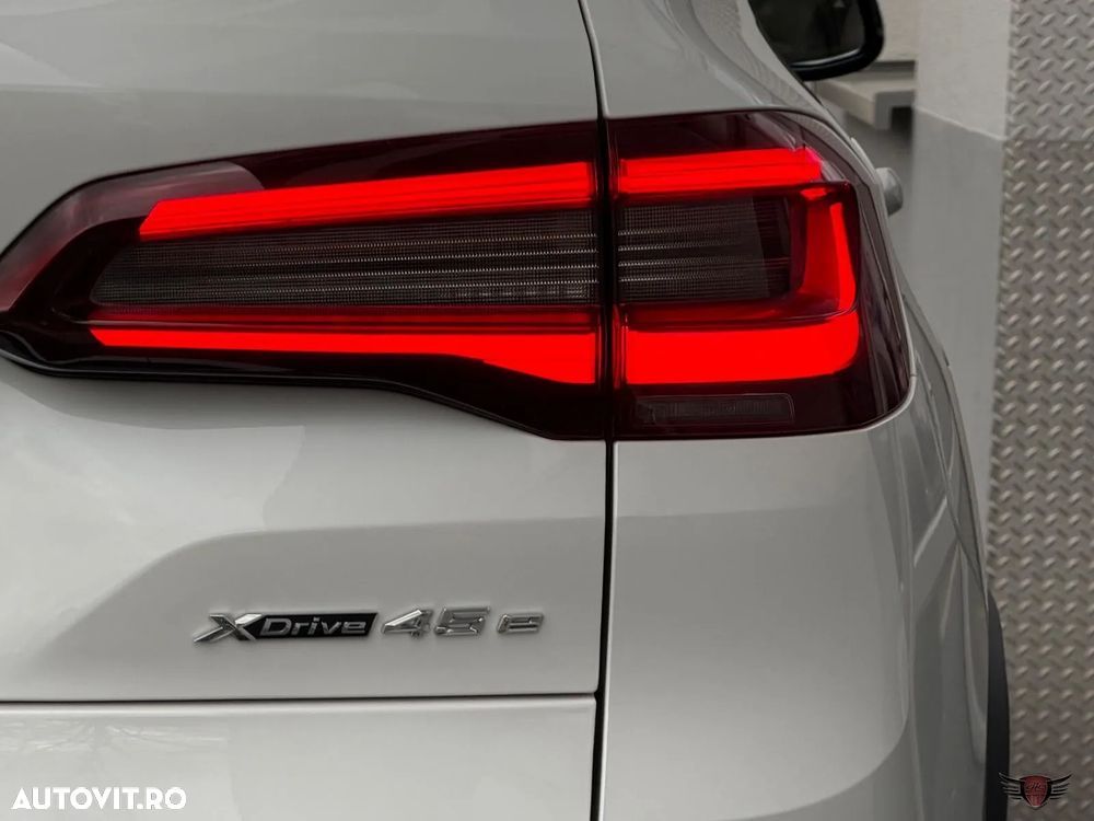 BMW X5 xDrive45e AT PHEV - 16