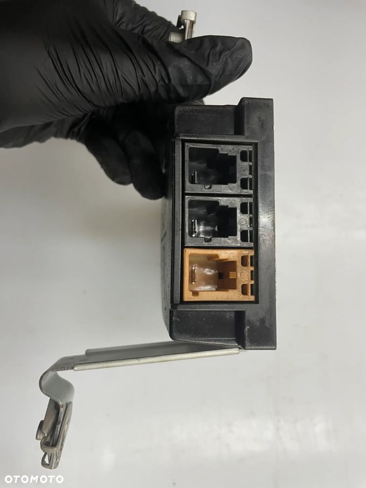 Wzmacniacz anteny Audi A3 8P 8P4035225D - 4