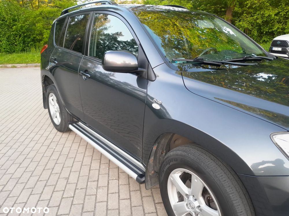 Toyota RAV4 2.2 D-4D Prestige - 21