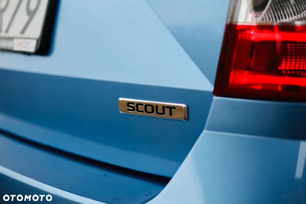 Skoda Octavia Scout 2.0 TDI 4x4 DSG - 6