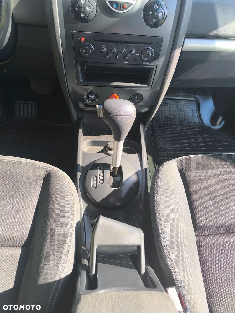 Renault Megane 1.9 dCi Expression - 25