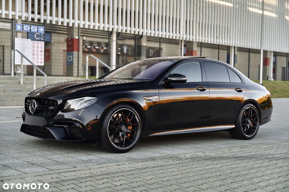 Mercedes-Benz Klasa E AMG 63 S 4-Matic+ - 2