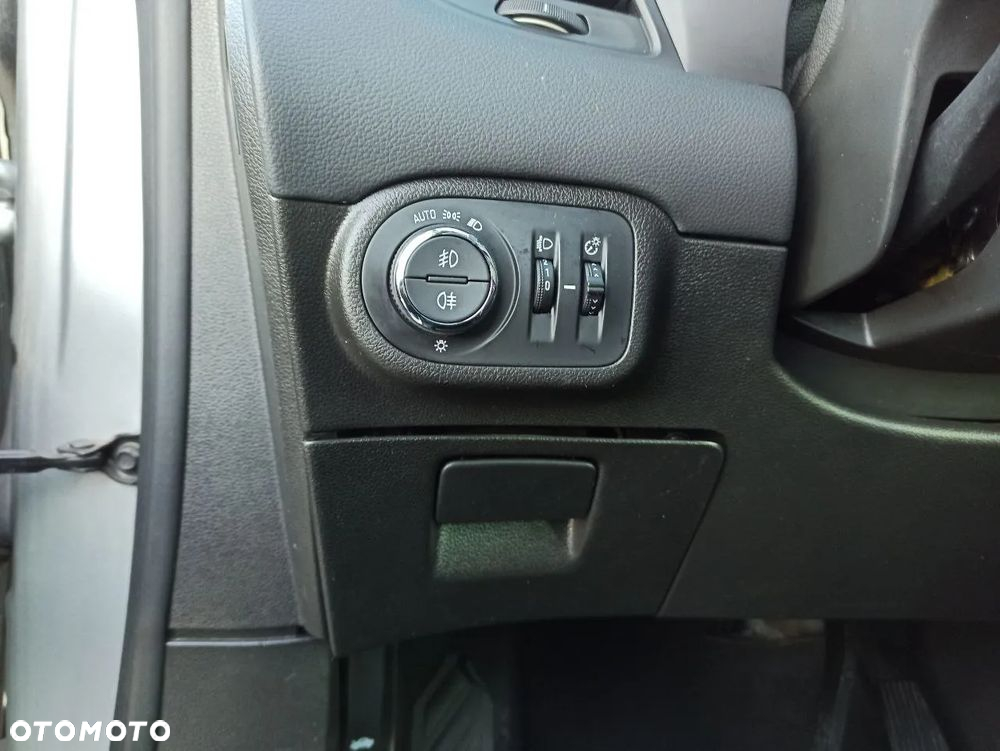 Opel Zafira 2.0 D (CDTI) Automatik Business Innovation - 11