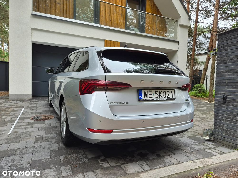 Skoda Octavia 1.5 TSI e-Tec Ambition DSG - 4