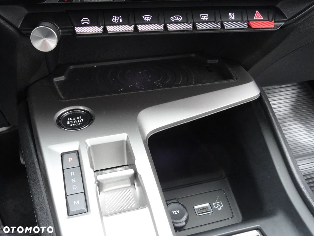 Peugeot 308 BlueHDi 130 EAT8 Stop & Start Allure Pack - 17