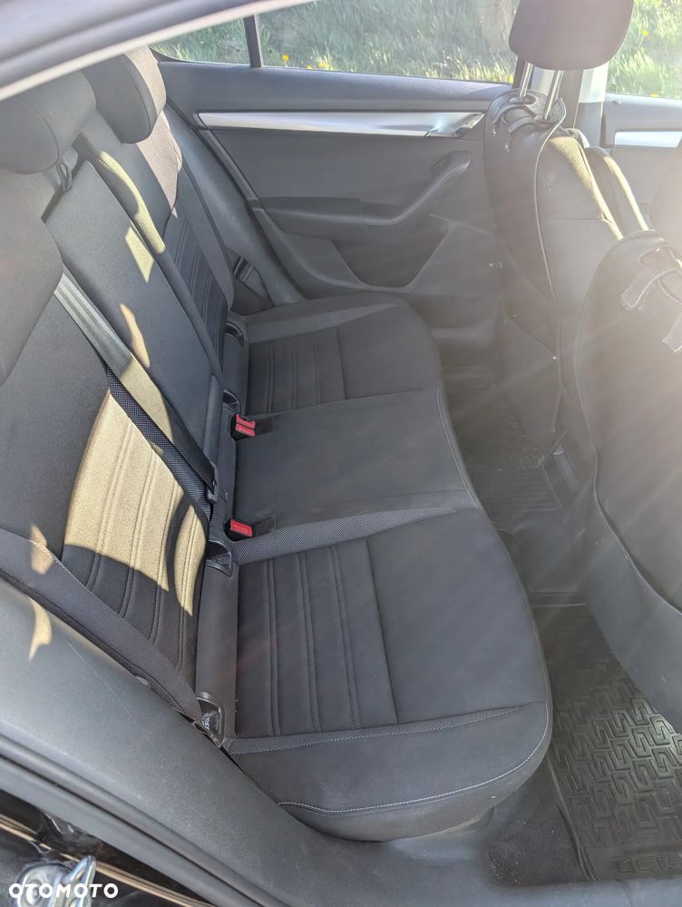 Skoda Octavia 1.4 TSI Ambition - 8