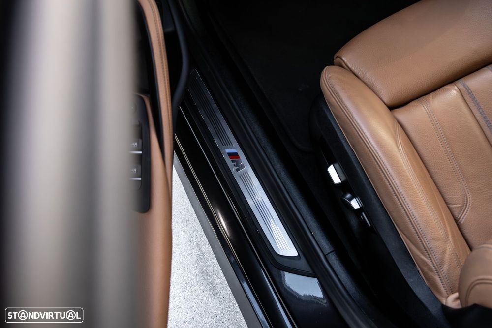 BMW 530 e Pack Desportivo M - 31