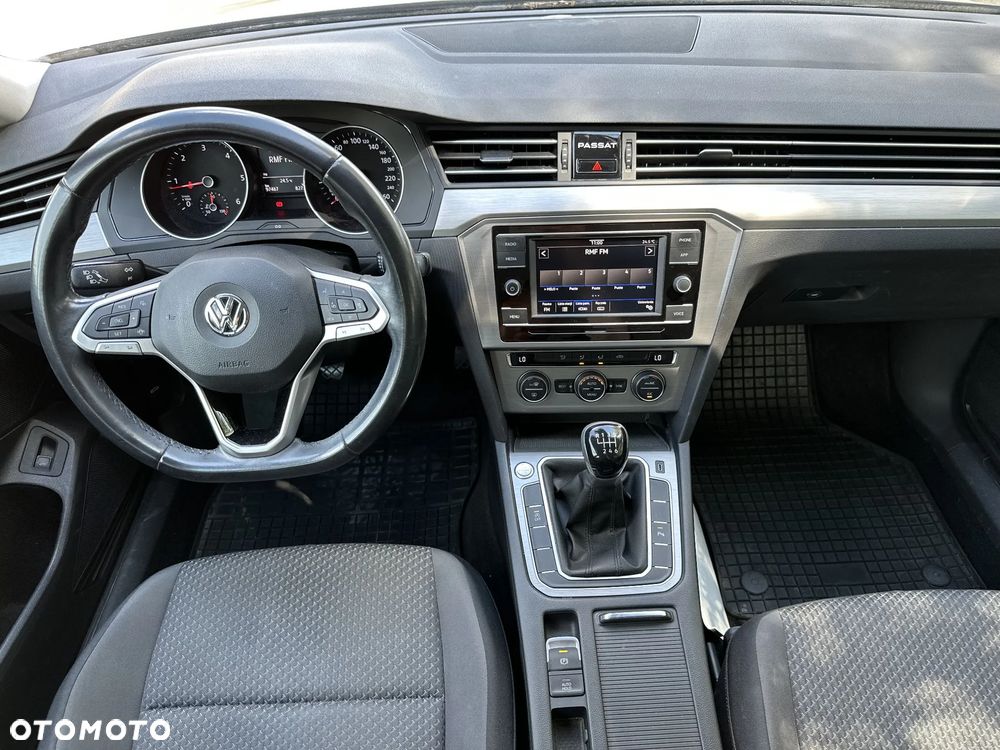 Volkswagen Passat 2.0 TDI EVO Essence - 14