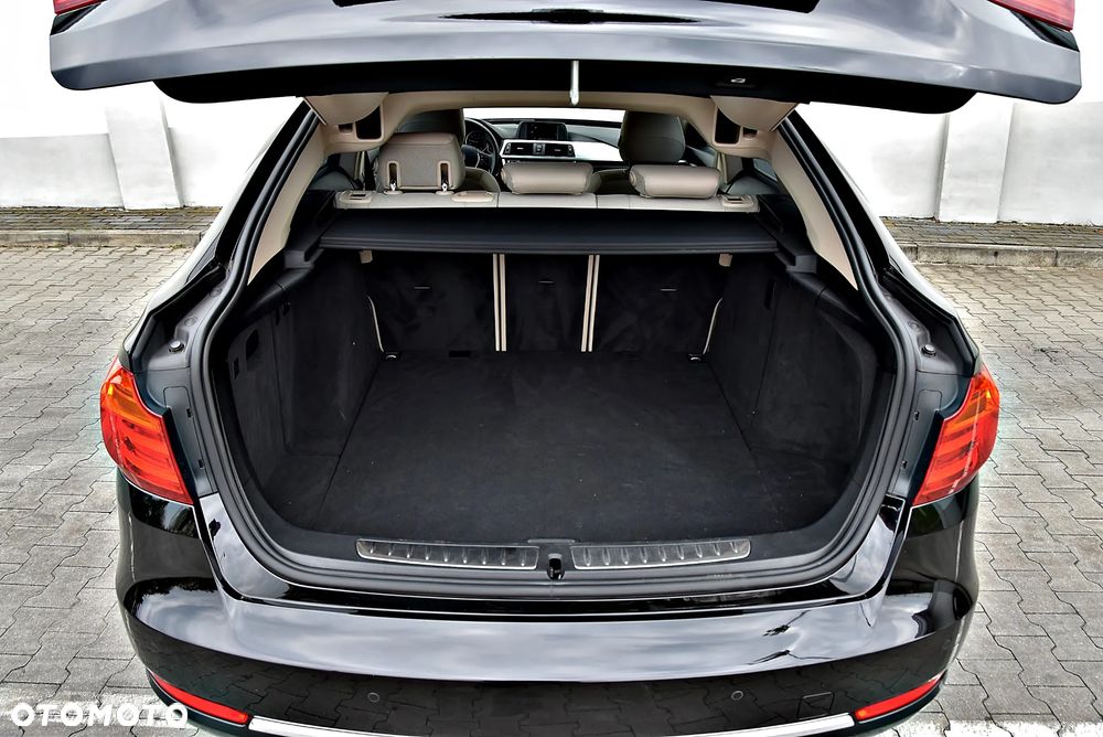 BMW 3GT 320i Luxury Line - 11