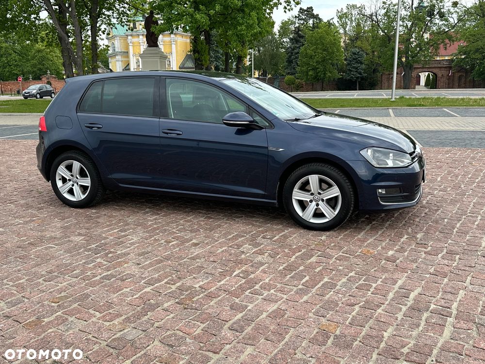 Volkswagen Golf 1.6 TDI BlueMotion Technology Lounge - 22