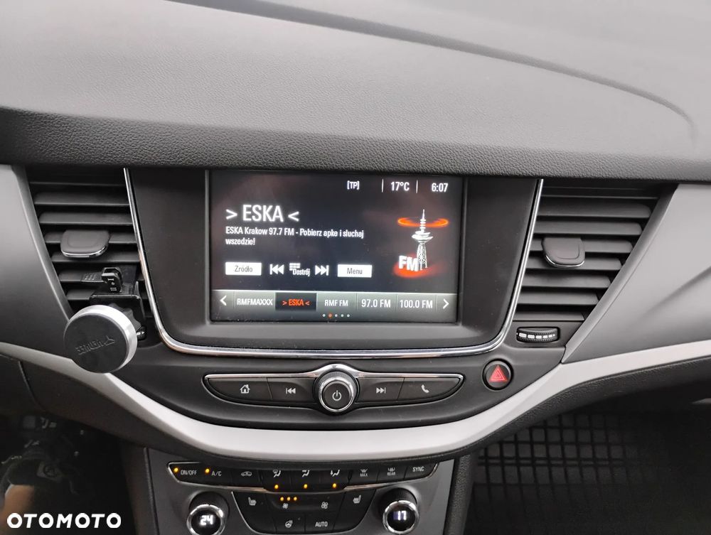 Opel Astra 1.4 T GPF Dynamic S&S - 18