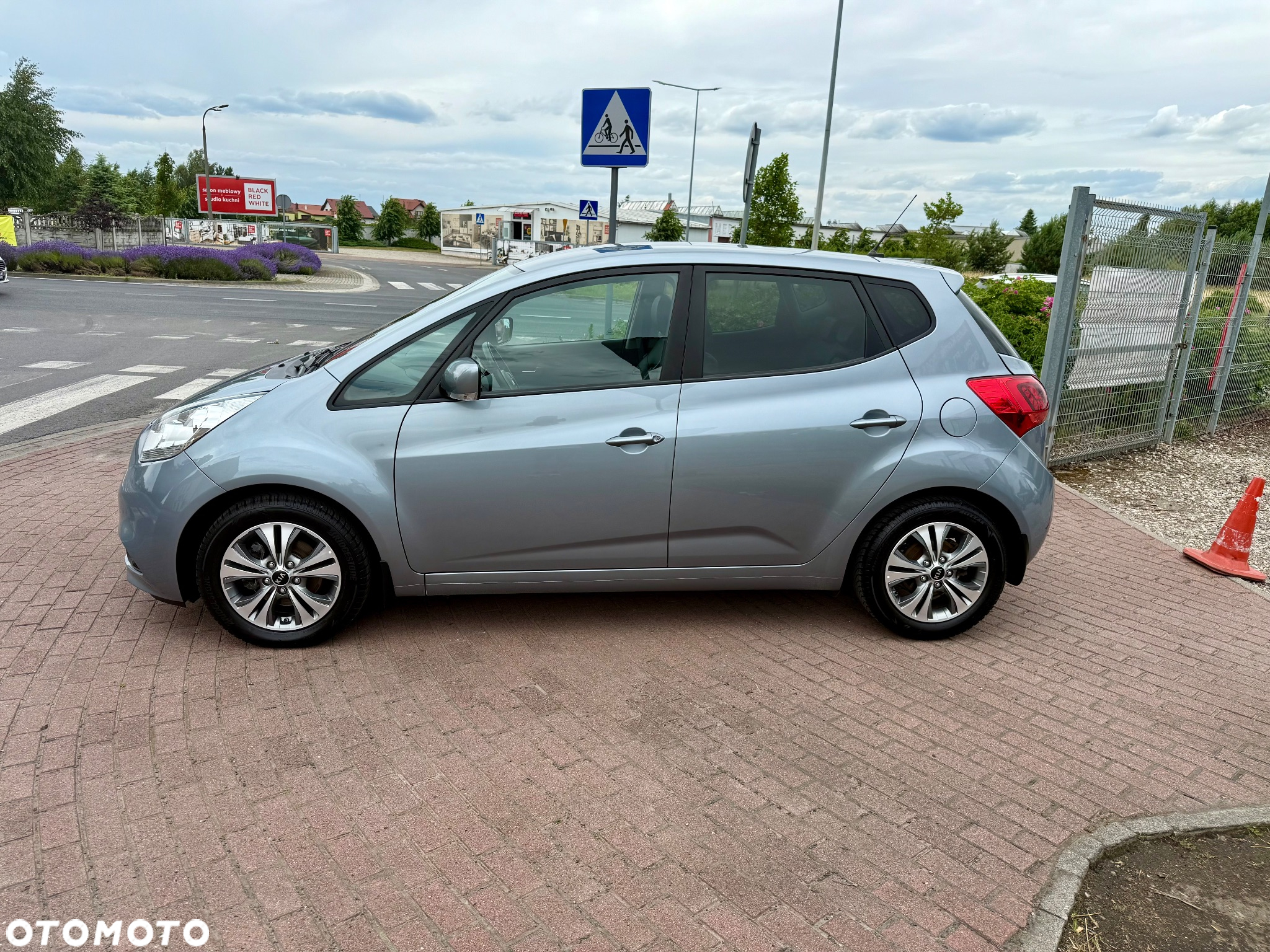 Kia Venga 1.6 Business Line - 24