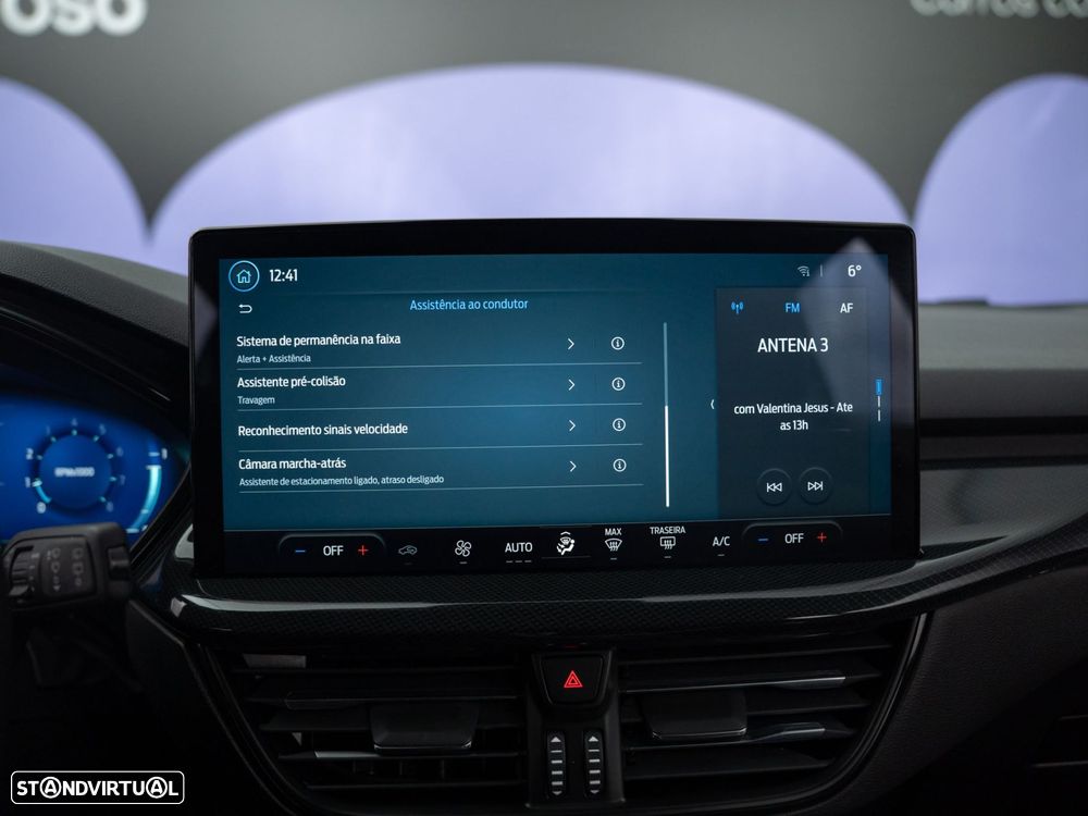 Ford Focus 1.0 EcoBoost MHEV ST-Line X - 33