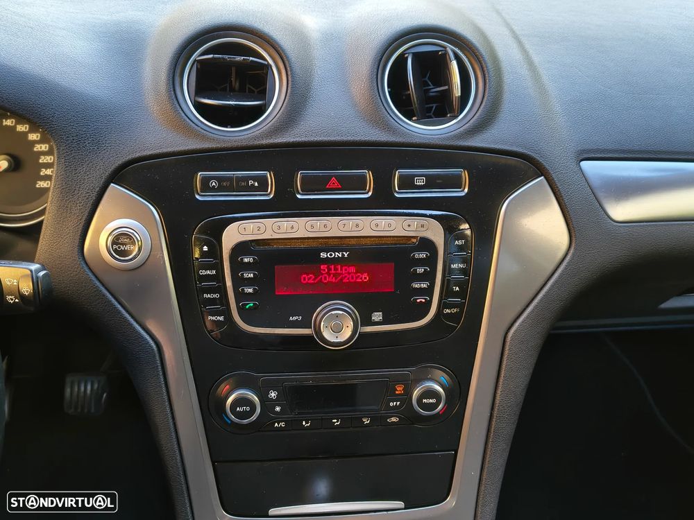 Ford Mondeo SW - 11