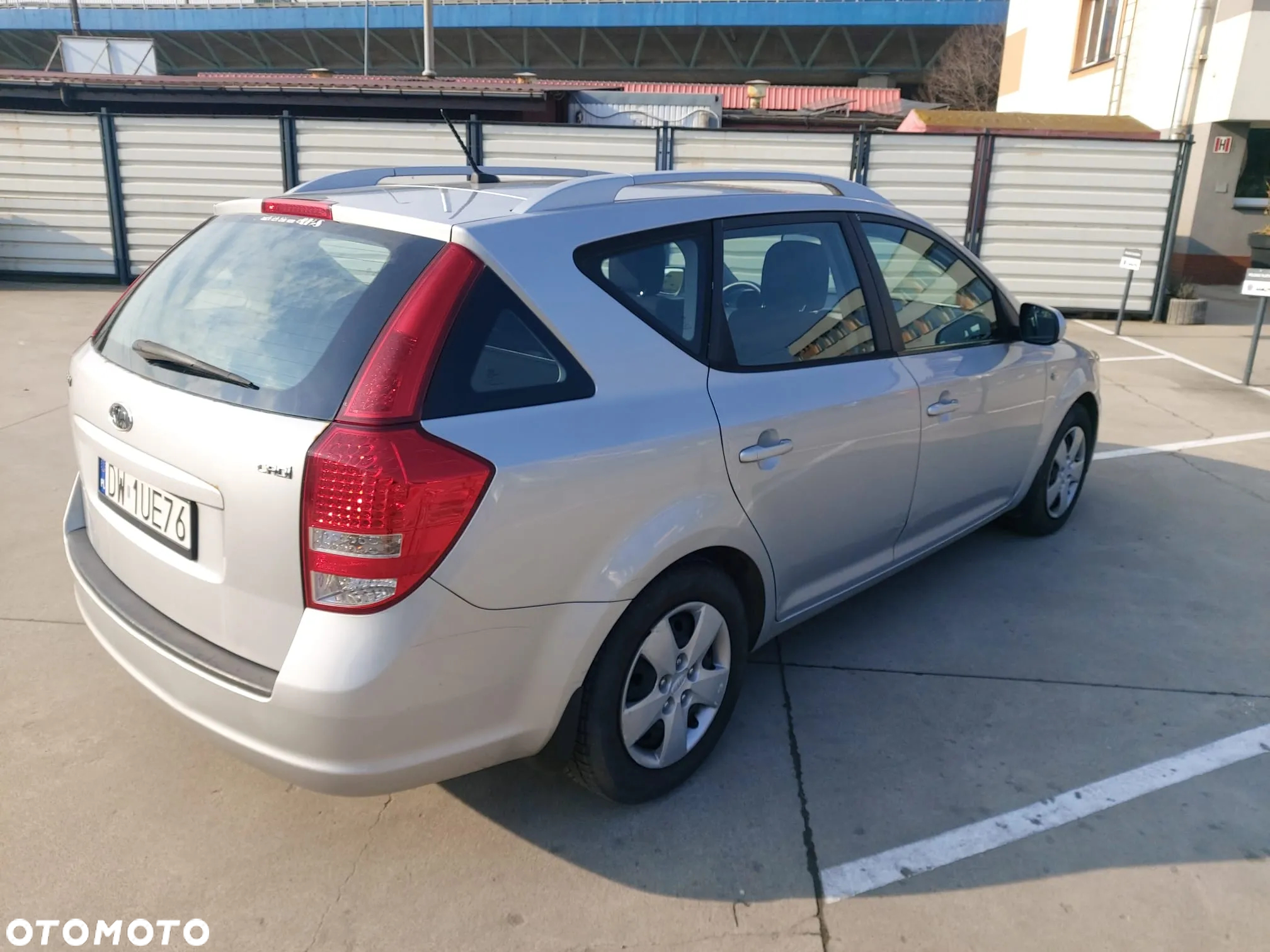 Kia Ceed Cee'd 1.6 Crdi Comfort - 4