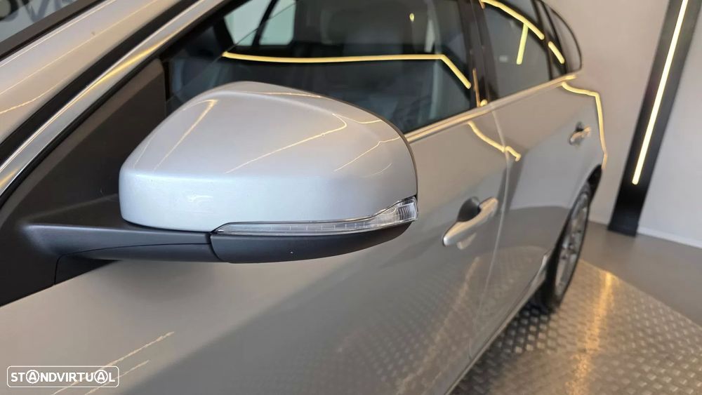 Volvo V60 2.0 D4 VOR - 31