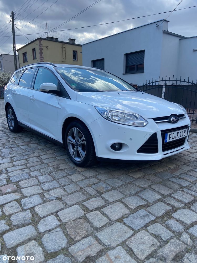Ford Focus 1.6 TDCi DPF Trend - 12