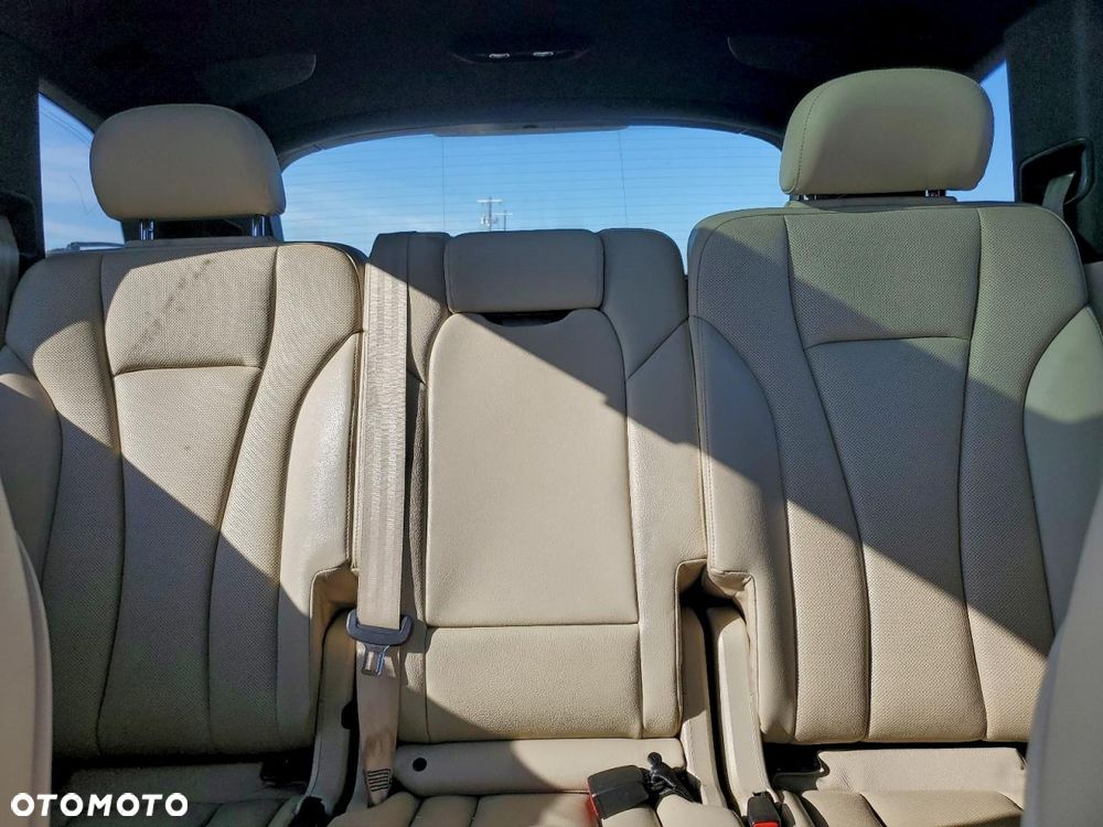 Audi Q7 - 9