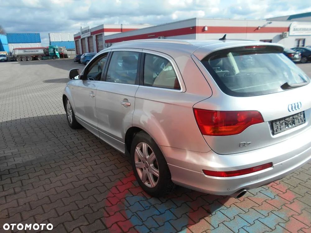 Audi Q7 3.6 FSI Quattro Tiptronic - 8