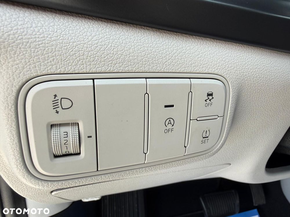 Hyundai i20 - 20