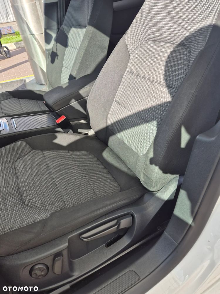 Volkswagen Passat Variant 2.0 TDI DSG BlueMotion Technology Highline - 13