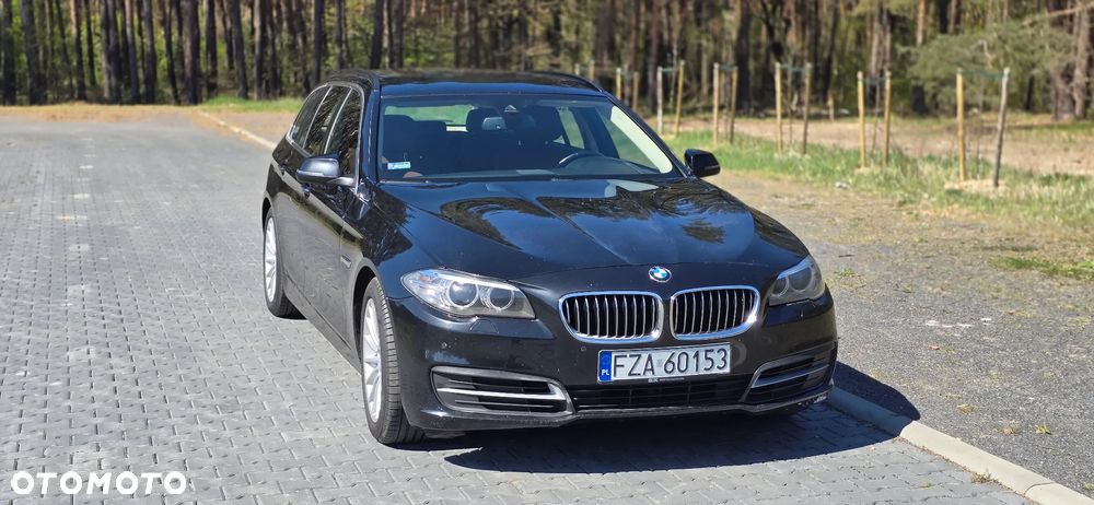 BMW Seria 5 520d xDrive - 6