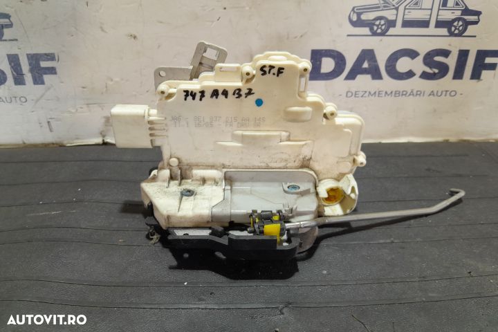 Broasca usa fata stanga 8E1837015AA 8E1837015AA Audi A4 B7 [2004 - 20 - 1