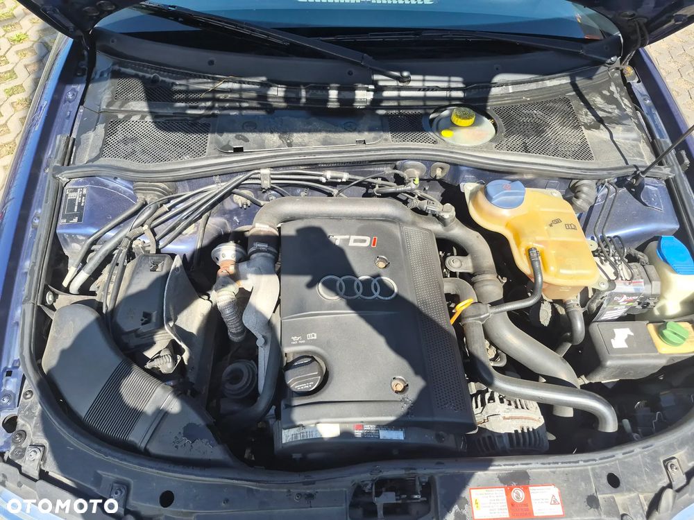 Audi A4 Avant - 29