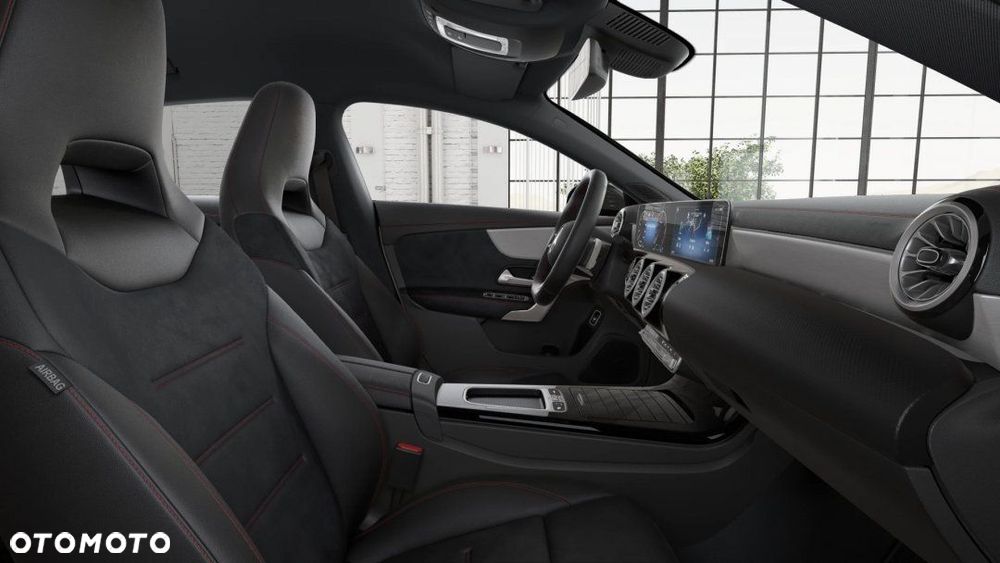 Mercedes-Benz CLA - 5