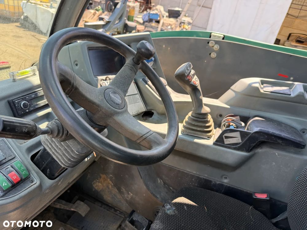 Kramer KT 407 - 8