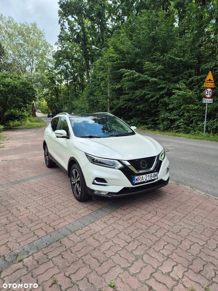 Nissan Qashqai 1.6 DIG-T Tekna - 1