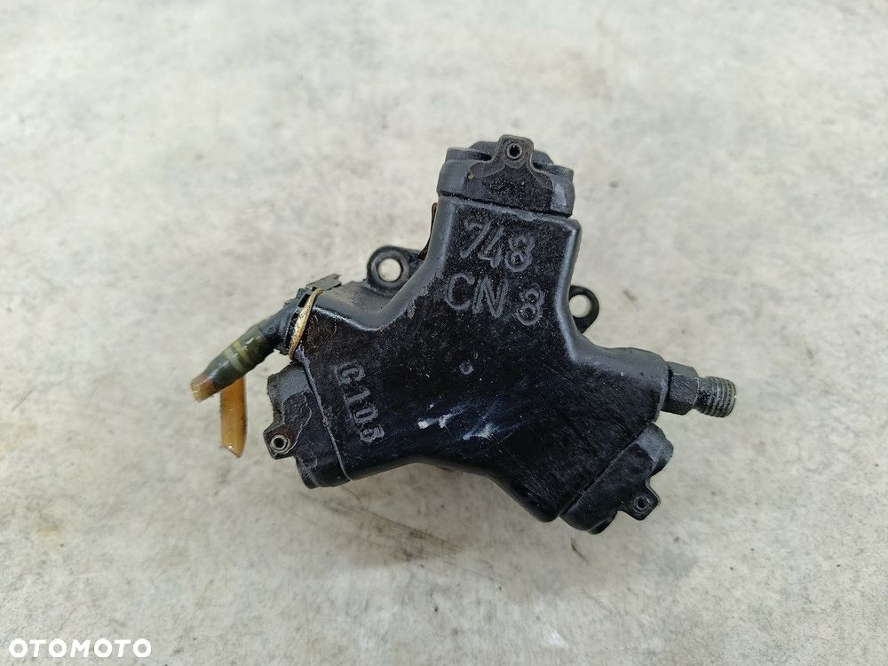 POMPA WTRYSKOWA MERCEDES-BENZ KLASA A W168 A6110700501  0445010008  BOSCH - 1