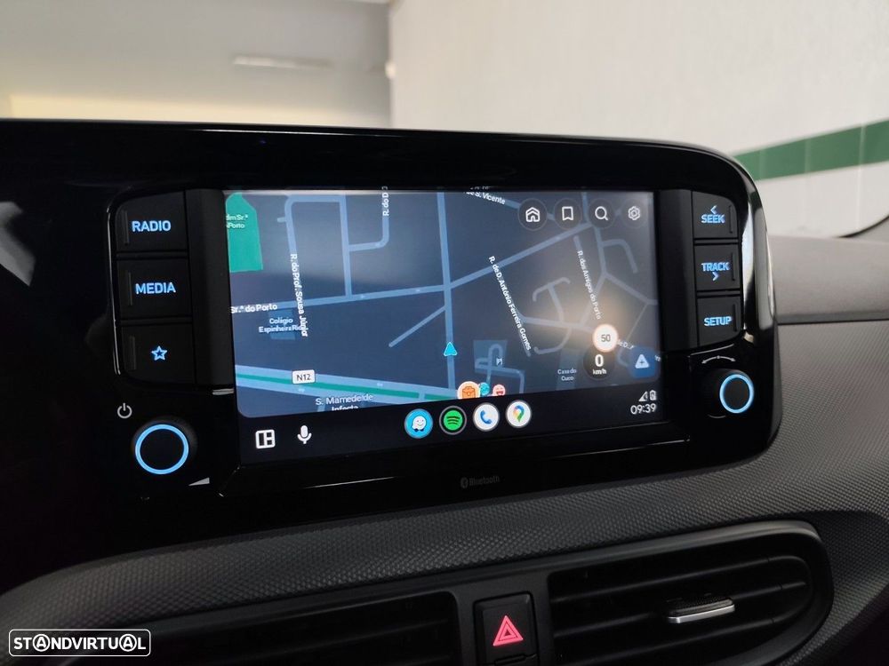 Hyundai i10 1.0 Comfort AMT - 22