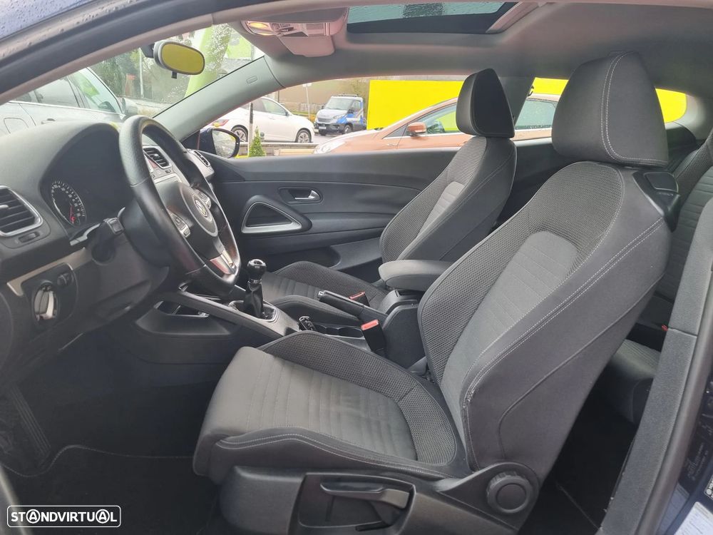 VW Scirocco 2.0 TDI Sport - 26