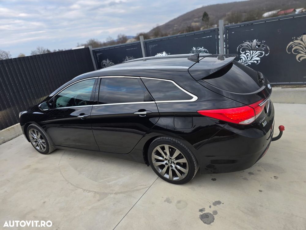 Hyundai i40 i40cw 1.7 CRDi Fifa World Cup Edition - 36