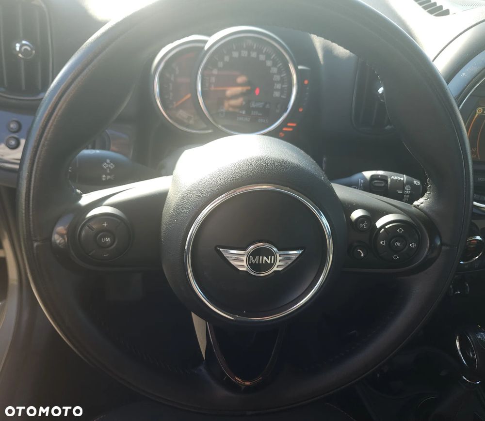 MINI Countryman Cooper D ALL4 - 10