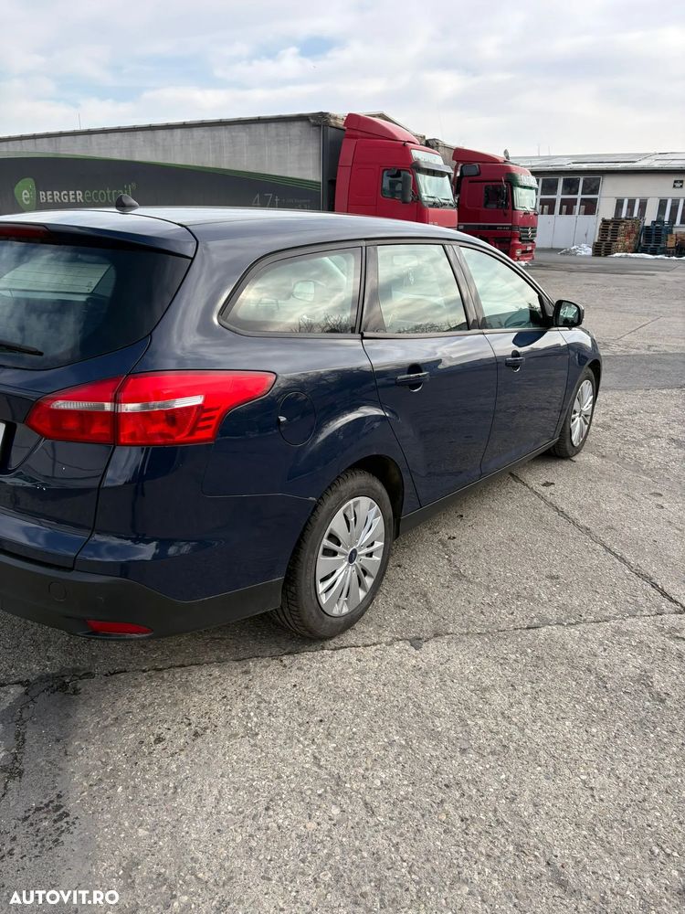 Ford Focus - 4