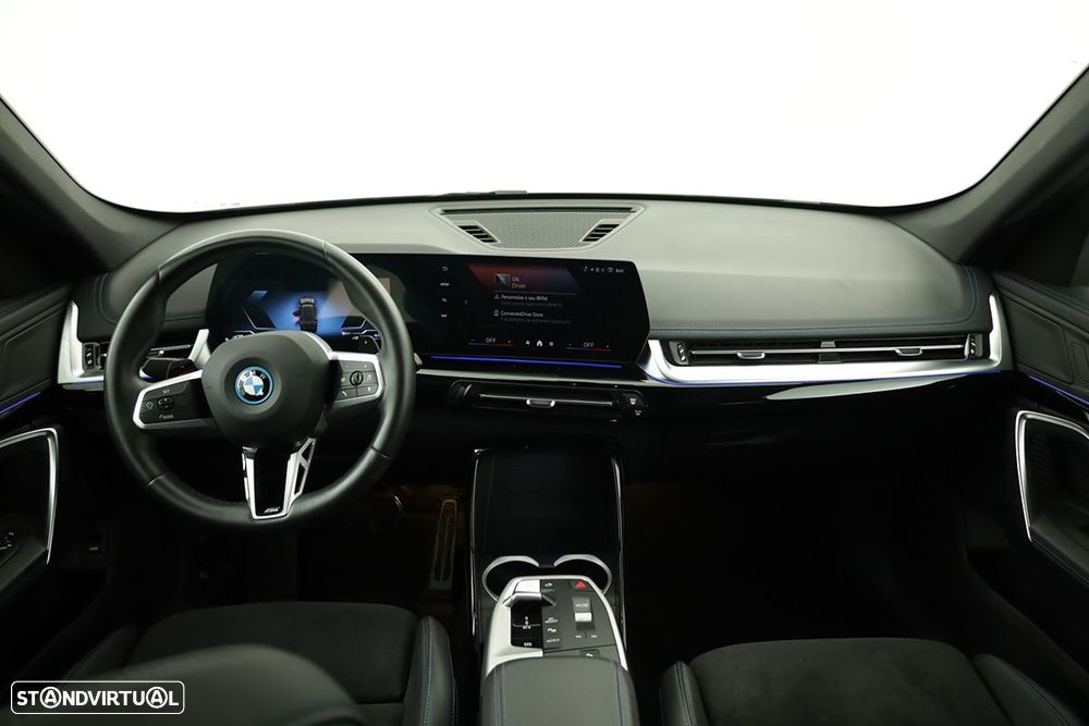 BMW X1 xDrive25e - 9