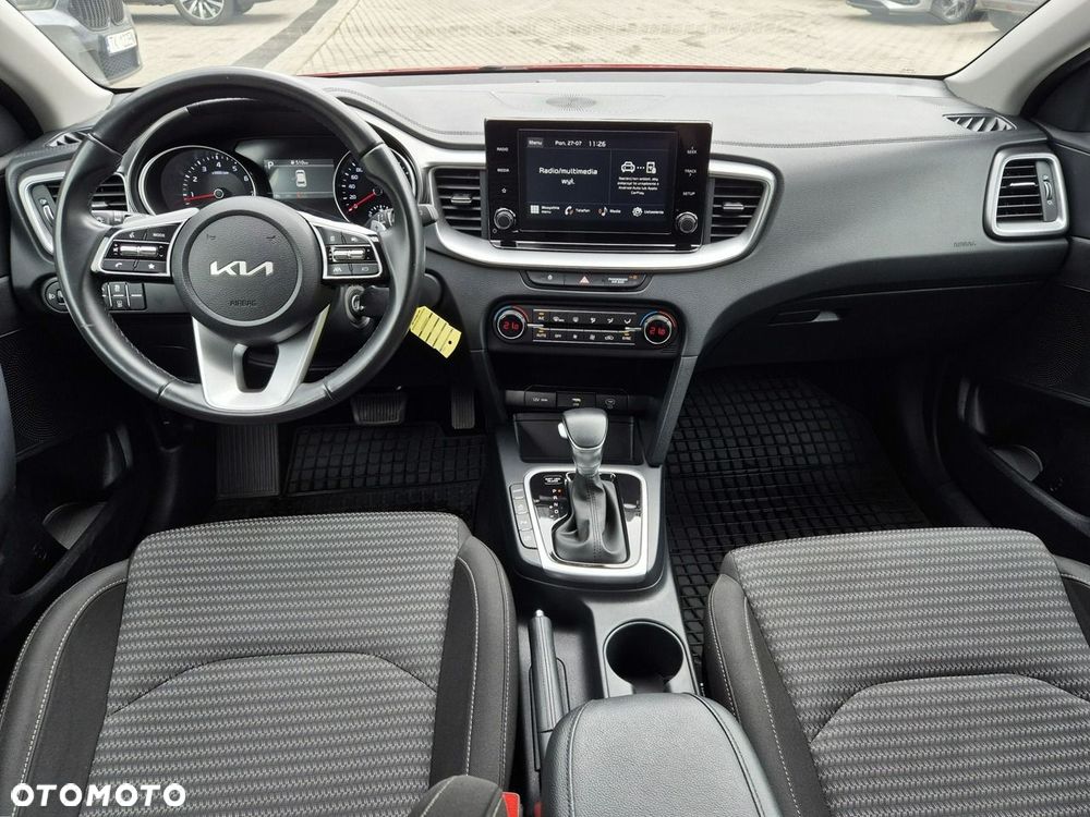Kia Ceed 1.5 T-GDI M DCT - 24