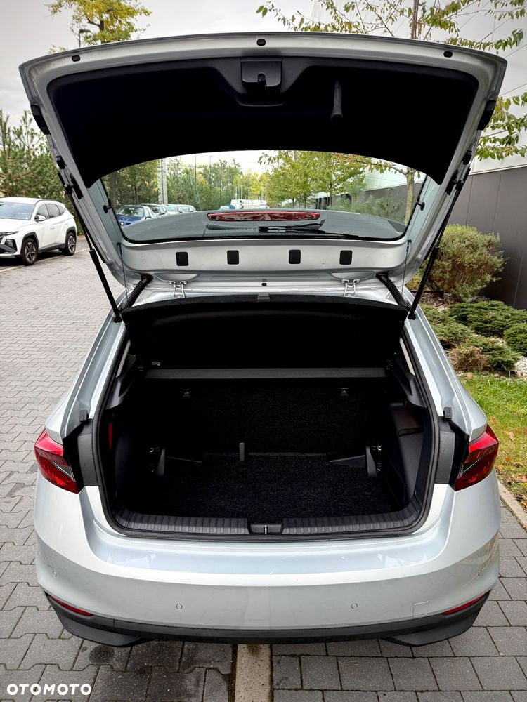 Skoda Fabia 1.0 Essence - 16
