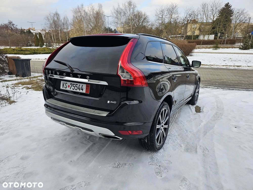 Volvo XC 60 D5 AWD Geartronic Summum - 17