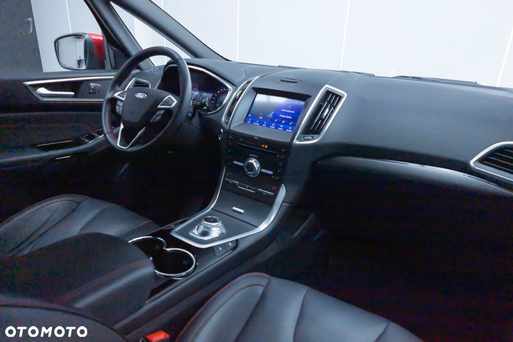 Ford S-Max 2.5 Duratec FHEV (7-Sitzer) ST-LINE - 32