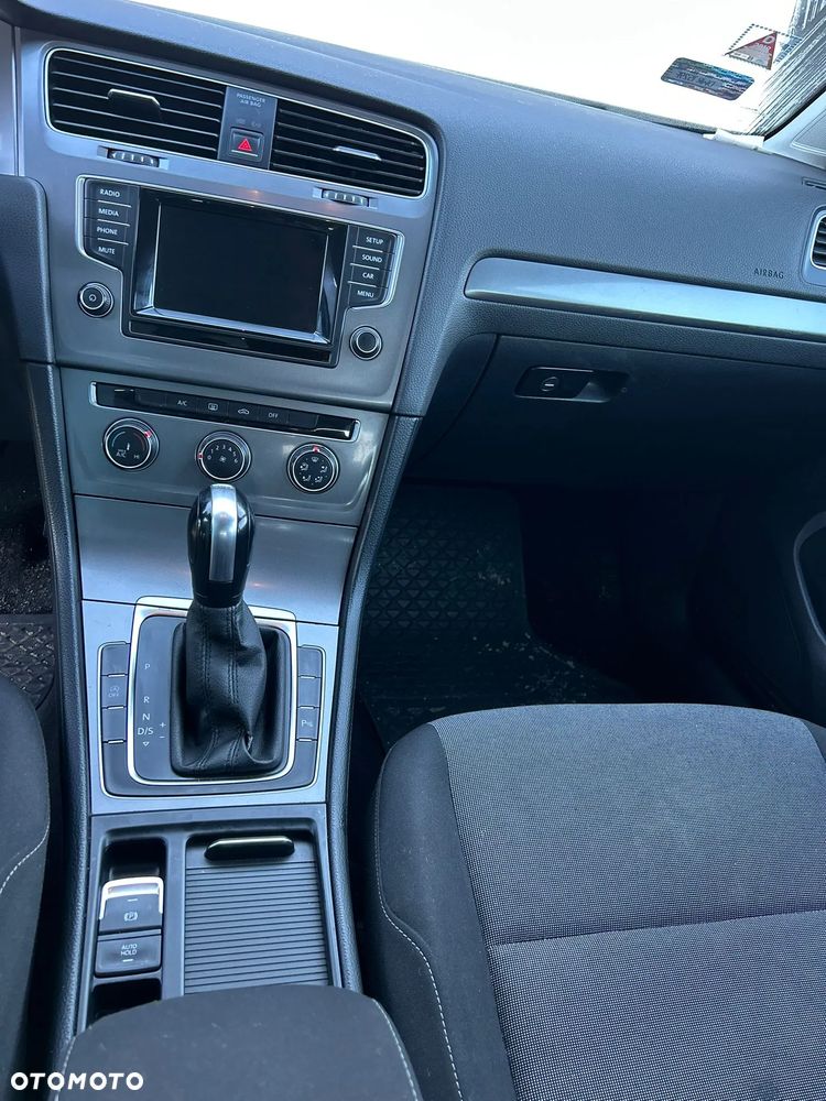 Volkswagen Golf 1.6 TDI BlueMot Trendline DSG - 8