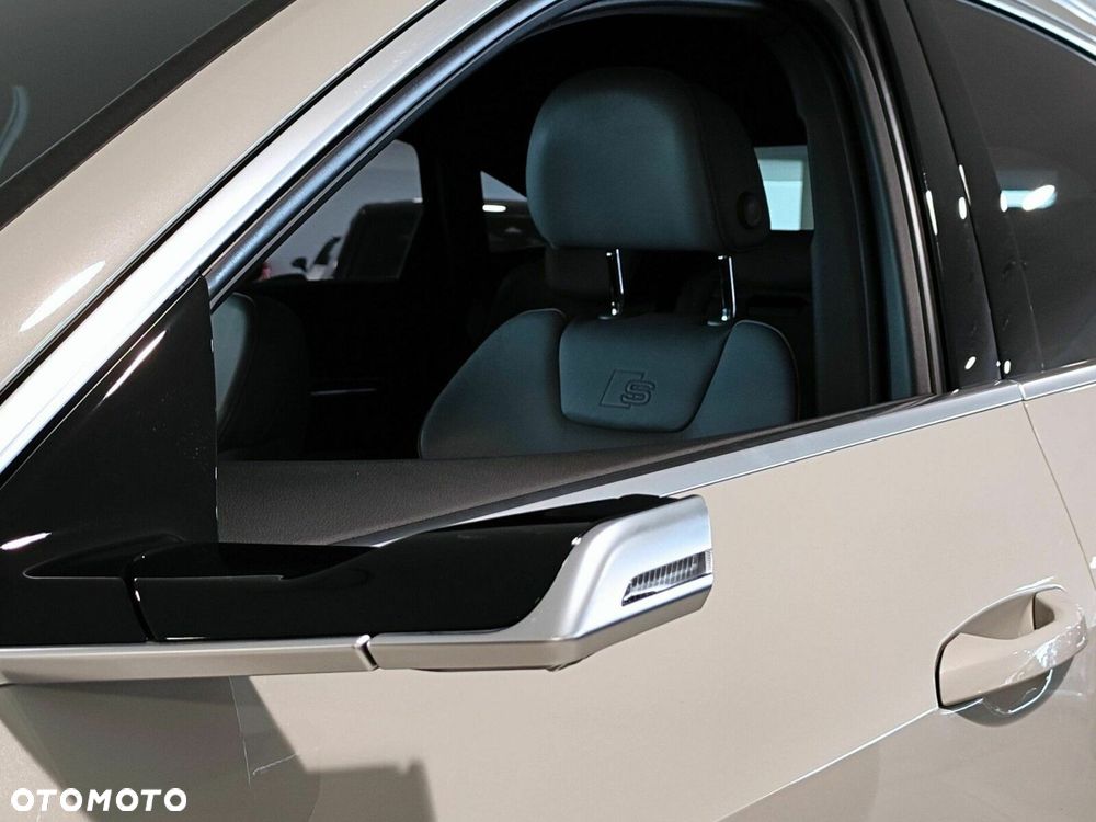 Audi e-tron 55 Quattro S Line - 13