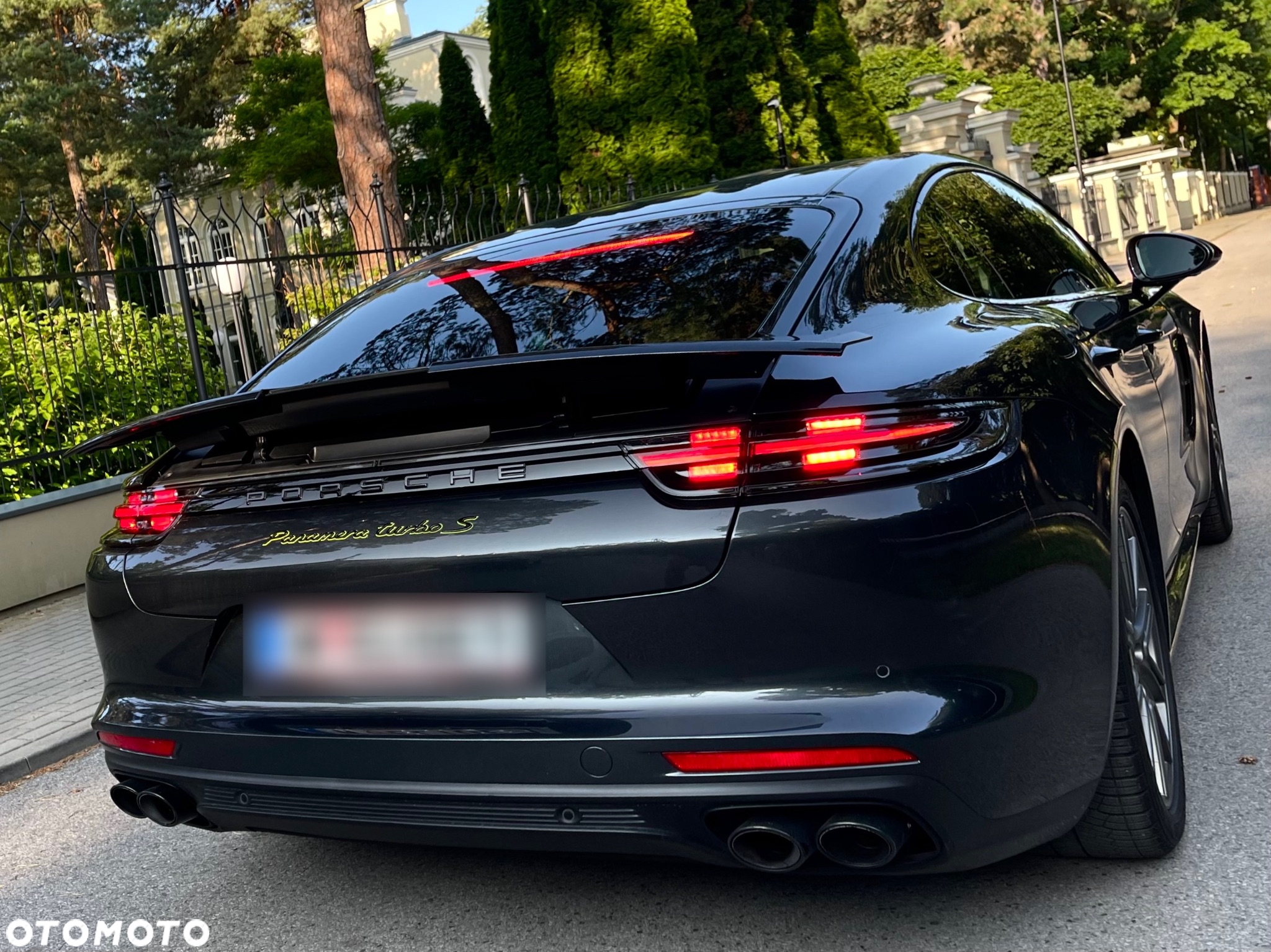 Porsche Panamera Turbo S e-Hybrid - 35