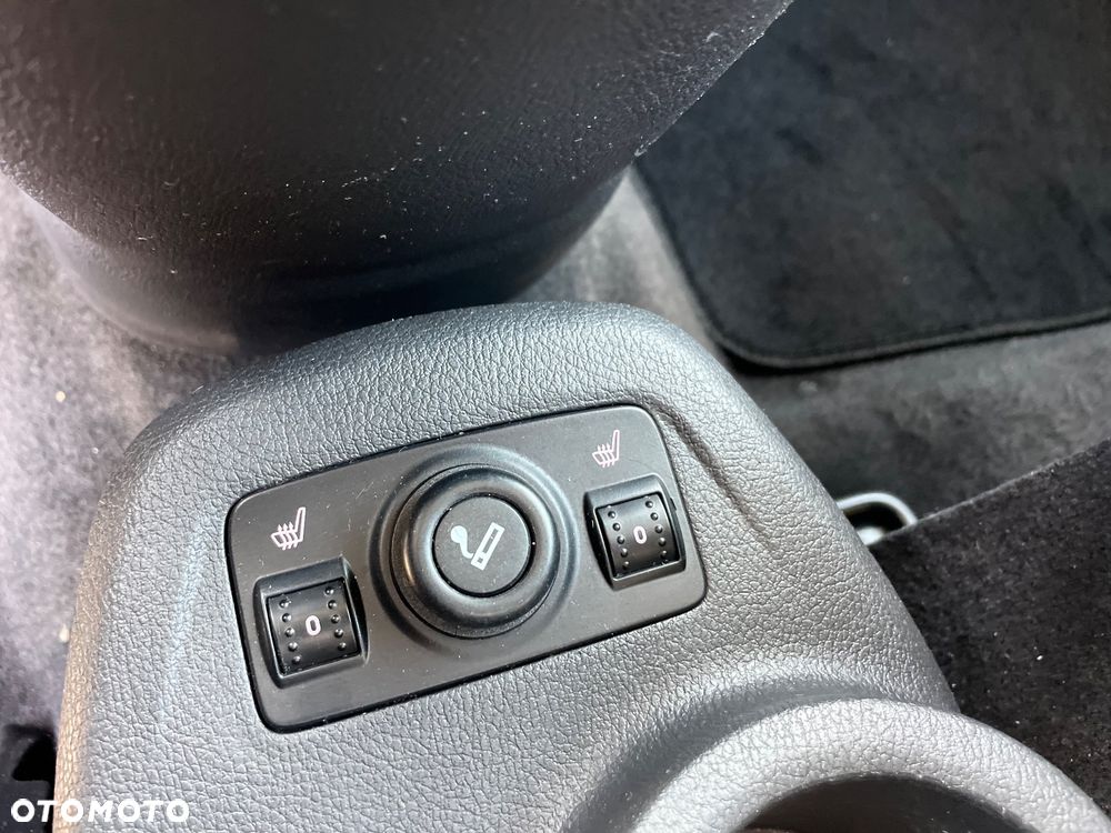 Ford Tourneo Connect Grand - 28