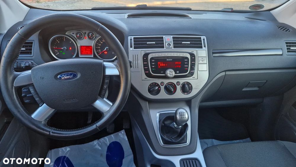 Ford Kuga 2.0 TDCi 2x4 Trend - 18